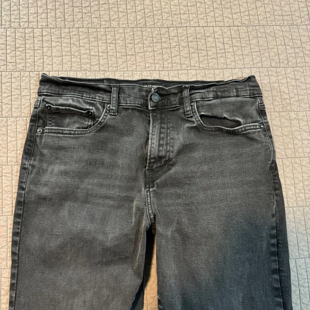 Lucky Brand Jeans Men's 34x30‎ (33x29) Black 410 Athletic Straight Stretch Faded